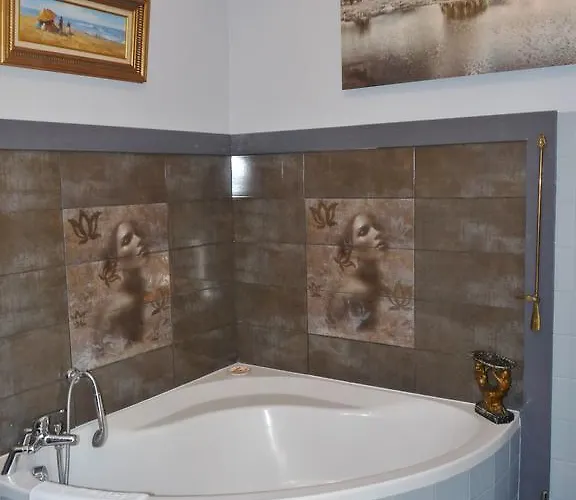 Prieure De Las Canals Hotel *