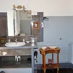 Prieure De Las Canals Otel