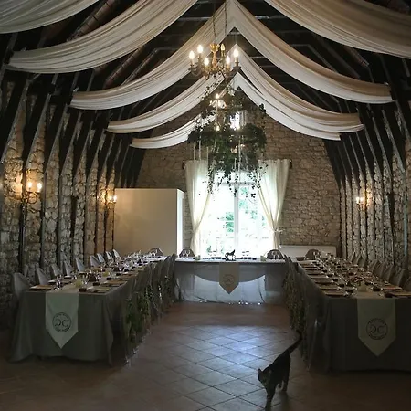 Prieure De Las Canals Hotel *